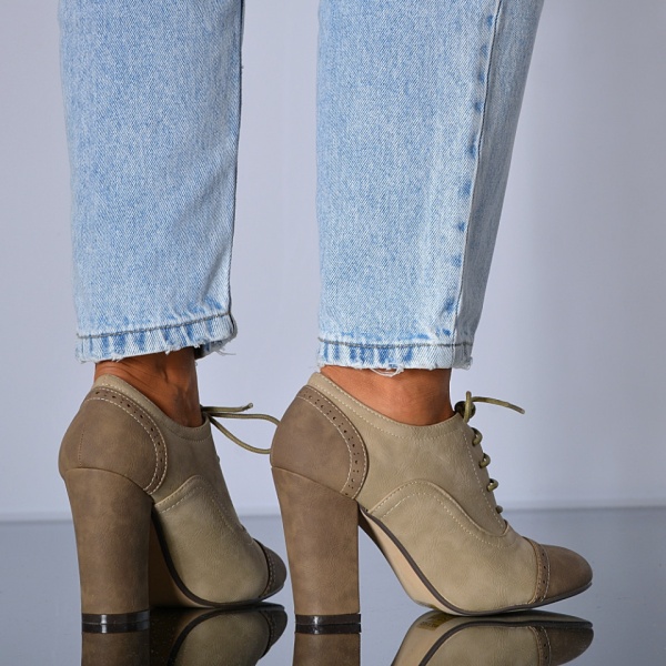 Pantofi Cu Toc Dama Judith Bej- Need 4 Shoes