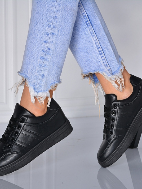 Adidasi Dama Inna Negri- Need 4 Shoes