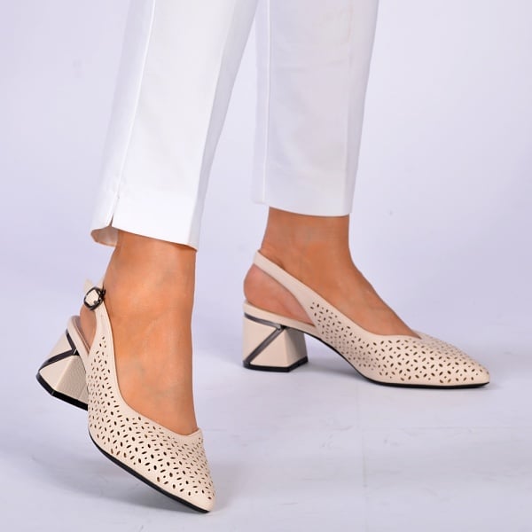 Pantofi Cu Toc Dama Myra Bej