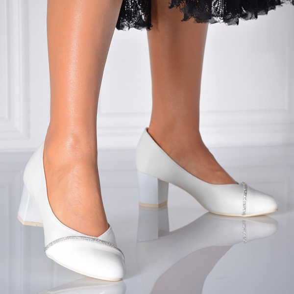 Pantofi Cu Toc Dama Damiana Albi- Need 4 Shoes