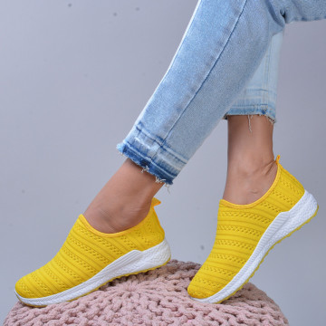 Adidasi dama Radar Yellow - Need 4 Shoes