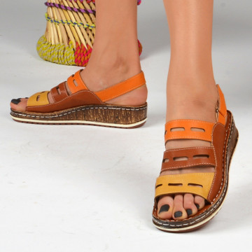 Sandale cu platforma Tiki Brown - Need 4 Shoes