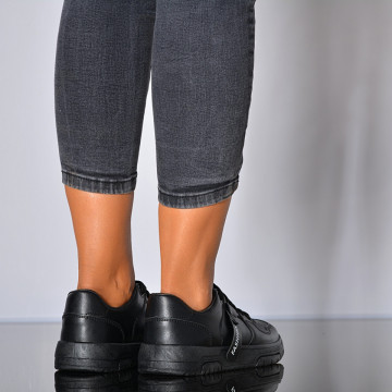 Adidasi Dama Kamila Negri- Need 4 Shoes