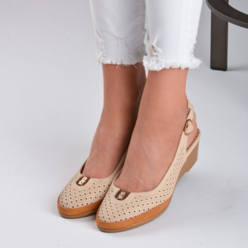 Pantofi Cu Platforma Annie Bej - Need 4 Shoes