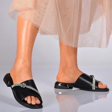 Papuci Cu Toc Syana Negri - Need 4 Shoes