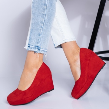 Pantofi Cu Platforma Iasmina Rosii- Need 4 Shoes