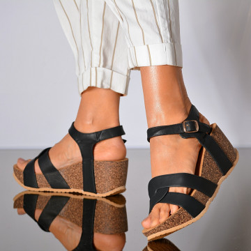 Sandale Cu Platforma Elzira Negre- Need 4 Shoes