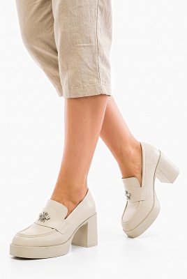 Pantofi Cu Toc Dama Janet Bej