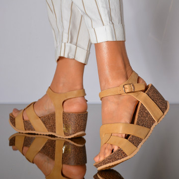 Sandale Cu Platforma Elzira Kaki- Need 4 Shoes