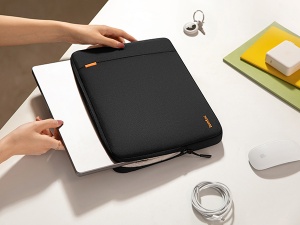 Defender-A13 Laptop Sleeve Black - Img 10