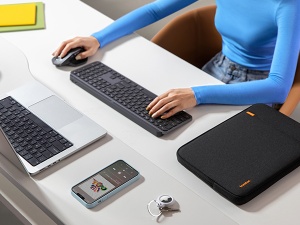 Defender-A13 Laptop Sleeve Black - Img 11