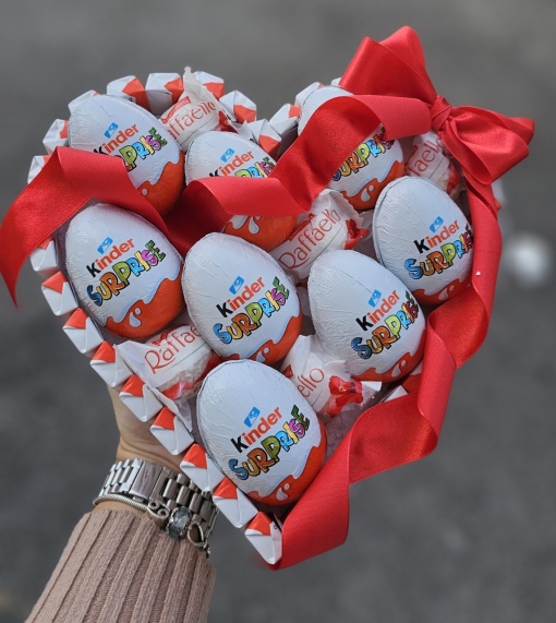 Kinder Srce M Surprise