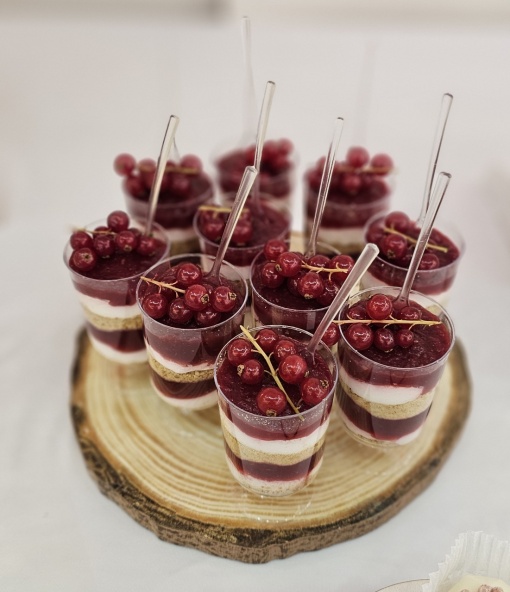 Dezert u čaši - Cheesecake šumsko voće