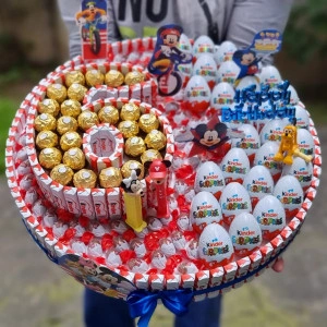 Kinder Torta od slatkiša - Disney XXL