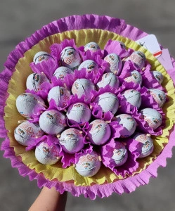 Buket Kinder Surprise 2