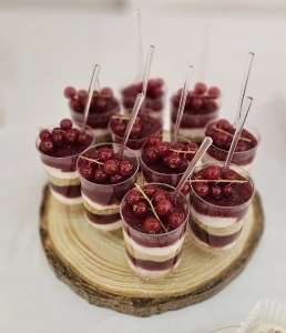 Dezert u čaši - Cheesecake šumsko voće