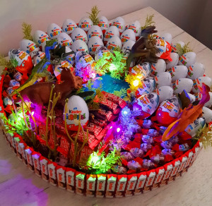 Kinder Torta od slatkiša - Jurassic World XXL - Img 3