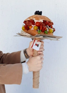 Jestivi slani buket - Burger - Img 2