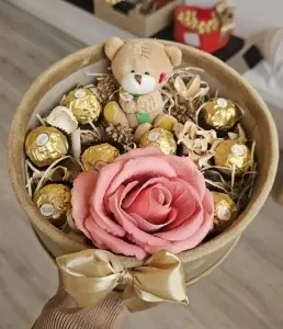 Teddy Mini sa Ružom