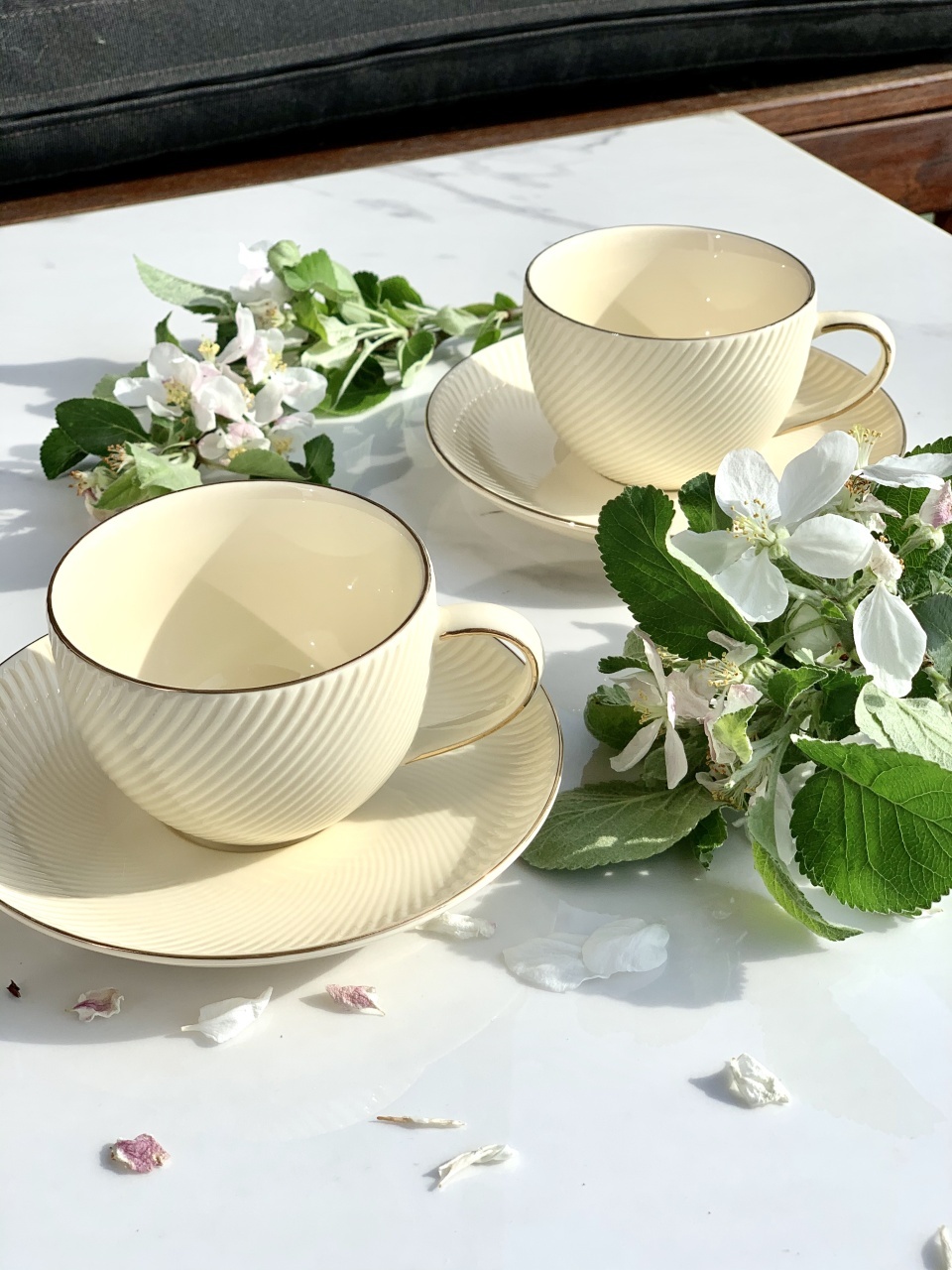 Set 2 cesti cu farfurii portelan 220ml ICE CREAM - imagine 2