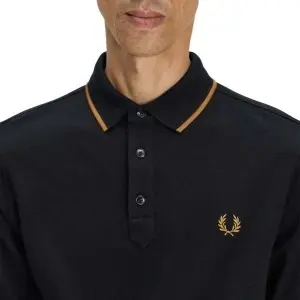 FRED PERRY M2452 102 COLLAR POLO MAJICA