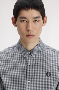 FRED PERRY M2436 102 GINGHAM KOSULJA BLK