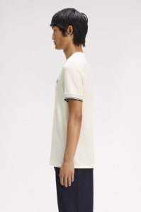FRED PERRY M2396 91B CUFT MAJICA ECRU