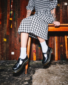DR. MARTENS POLLEY CIPELE BLK
