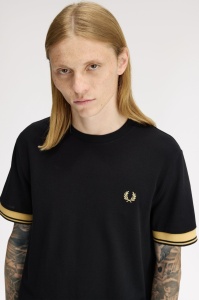 FRED PERRY M2396 90A CUFT MAJICA BLACKC