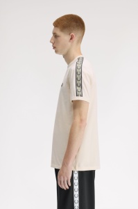 FRED PERRY M4613 28B RINGER MAJICA ECRUN