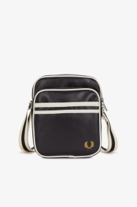 FRED PERRY L8258 D57 SIDE TORBICA BLACKEC