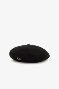 FRED PERRY HW7646 90A BERETKA BLKCHANPAGNE 