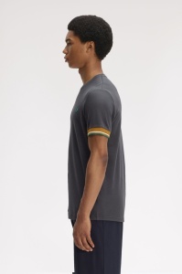 FRED PERRY M2396 297 CUFT MAJICA AGREY