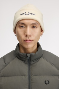FRED PERRY C3300 08D GRAPHIC KAPA ECRUDA