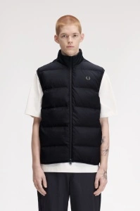 FRED PERRY J8522 184 INSULATE PRSLUK BLK