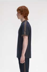 FRED PERRY M4613 40A RINGER MAJICA NAVYBT