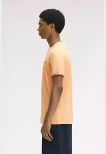 FRED PERRY M1588 82B TWIN MAJICA PEACHFN