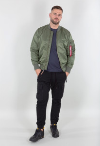ALPHA INDUSTRIES 168100 01 MA1 VF59 LONG JAKNA