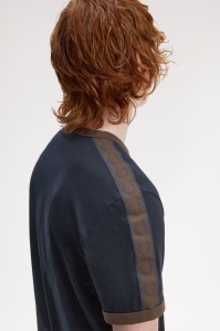 FRED PERRY M4613 40A RINGER MAJICA NAVYBT