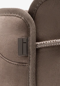 D. FRANKLIN DFSH370021-TAUP NORDIC LOW CIZME TAUP