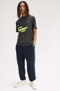 FRED PERRY M2476 297 ABCTRACT MAJICA AGRE