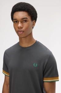 FRED PERRY M2396 297 CUFT MAJICA AGREY