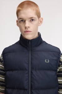 FRED PERRY J8522 46B INSULATE PRSLUK DAIR