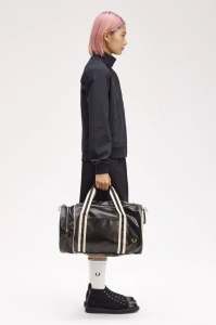 FRED PERRY L7255 D57 CLASSIC BARREL TORBA BLACK