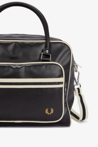 FRED PERRY L8256 D57 CLASSIC TORBA BLKE