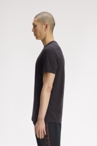 FRED PERRY M3519 61C RINGER MAJICA AGREY