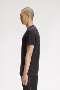 FRED PERRY M3519 61C RINGER MAJICA AGREY
