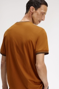 FRED PERRY M1588 88B TWIN MAJICA DCARAMEL