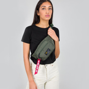 ALPHA INDUSTRIES CREW WAIST TORBICA SGREEN