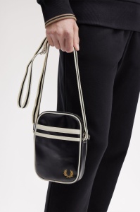 FRED PERRY L1179 D57 TORBICA BLACKECRU